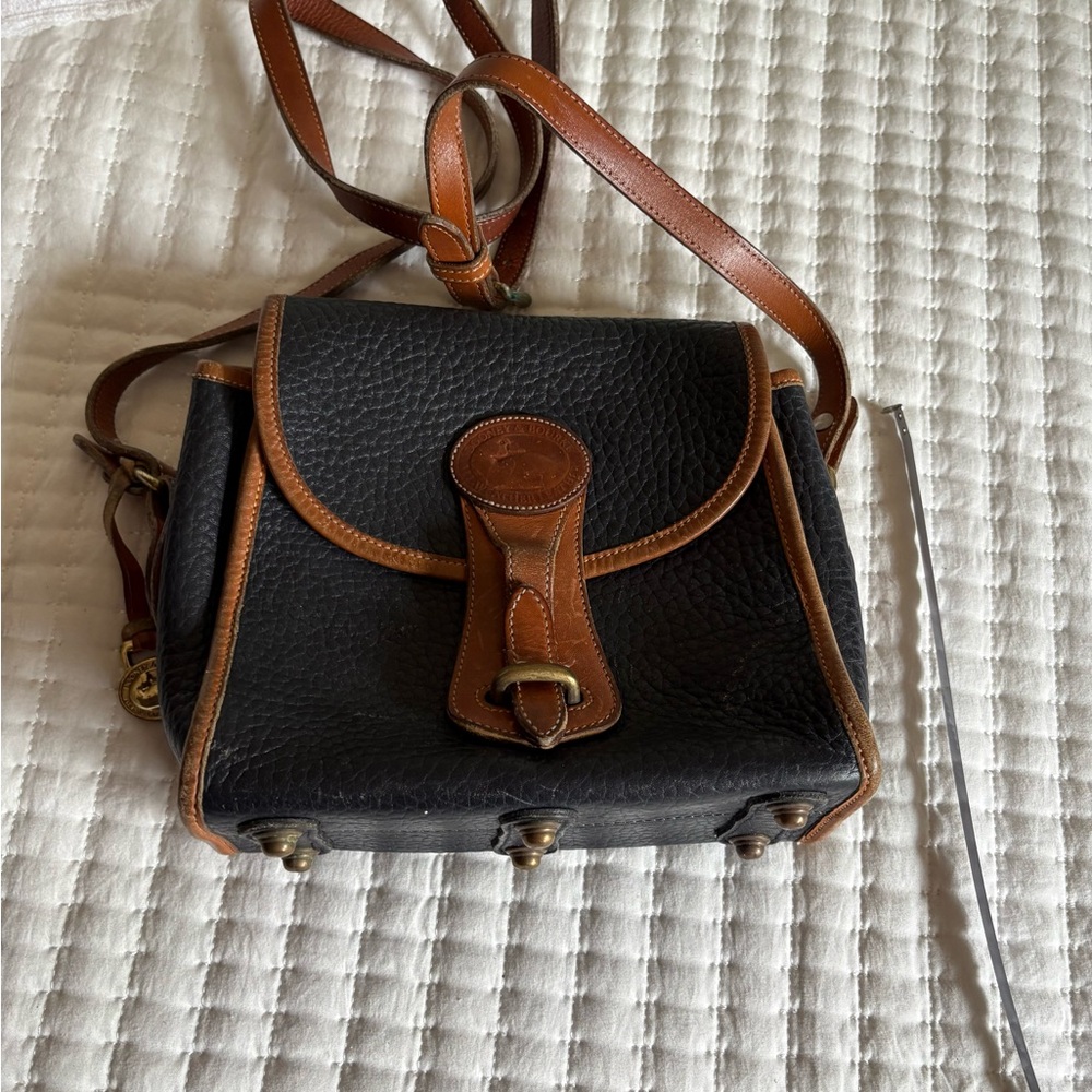 DOONEY&BURKE Vintage 80’s Classic Navy and Brown Leather Crossbody Bag